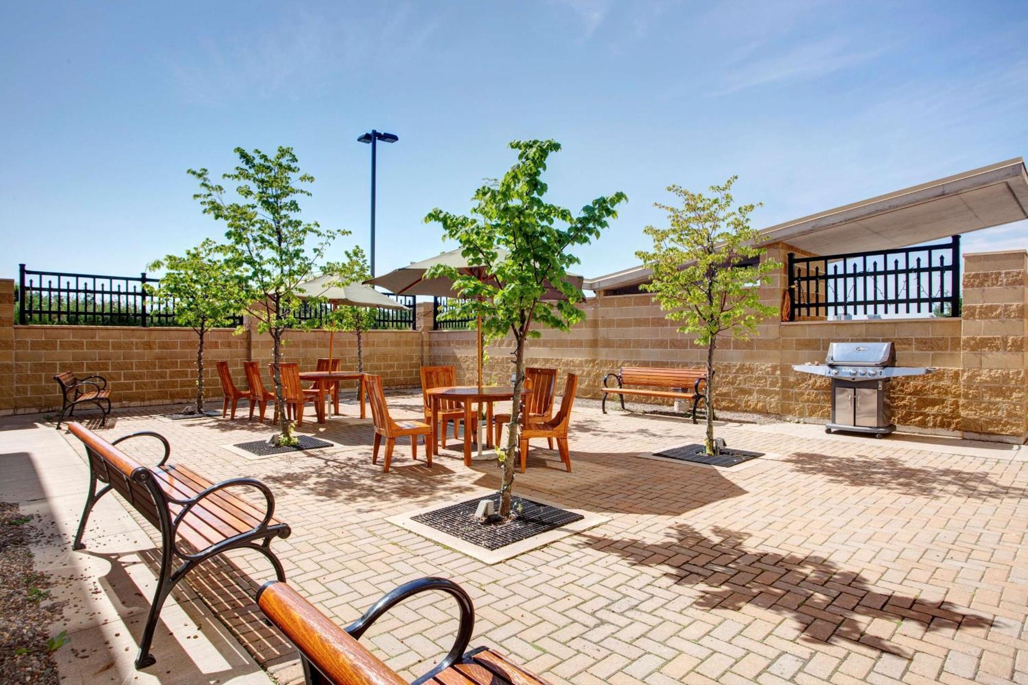 Hampton Inn & Suites By Hilton Dartmouth - Halifax Exterior foto